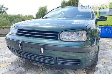 Універсал Volkswagen Golf 2000 в 