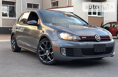 Хетчбек Volkswagen Golf 2013 в 