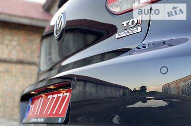 Хетчбек Volkswagen Golf 2011 в 
