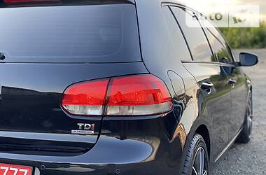 Хетчбек Volkswagen Golf 2011 в 