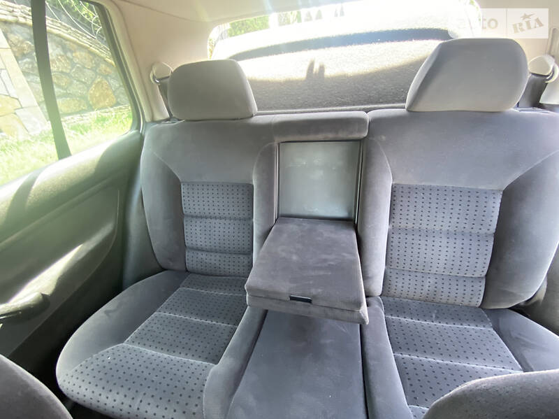 Хетчбек Volkswagen Golf 1998 в Вінниці