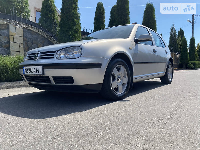 Хетчбек Volkswagen Golf 1998 в Вінниці