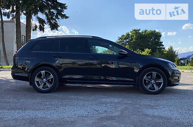 Універсал Volkswagen Golf 2013 в 