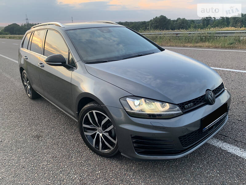 Універсал Volkswagen Golf 2018 в Дніпрі фото 27 Універсал Volkswagen Golf 2018 в Дніпрі