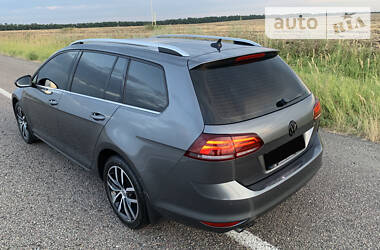 Универсал Volkswagen Golf 2018 в Днепре