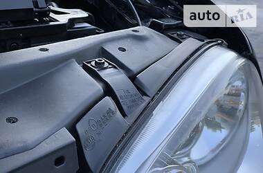 Хетчбек Volkswagen Golf 2001 в 