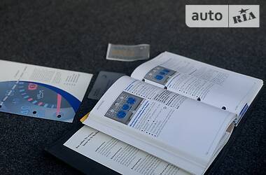 Хетчбек Volkswagen Golf 2001 в 
