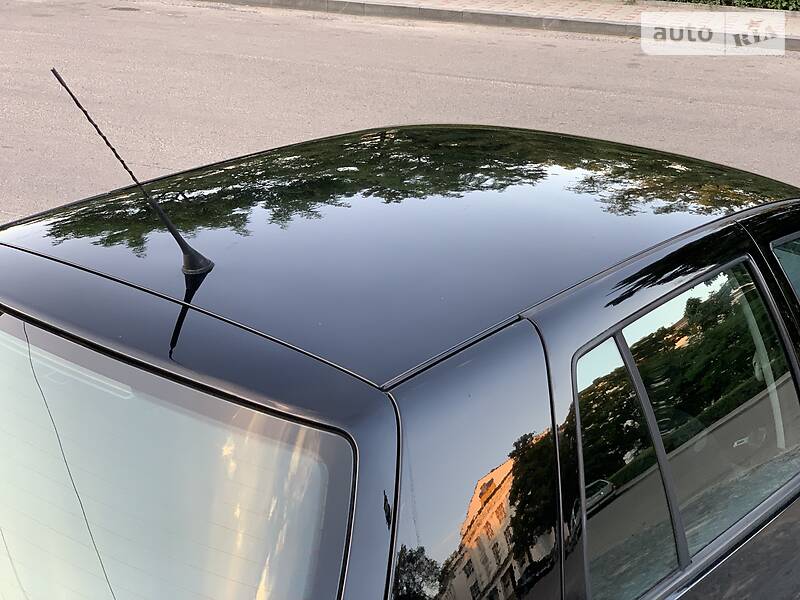 Хэтчбек Volkswagen Golf 2001 в Белой Церкви