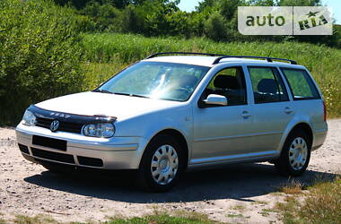 Универсал Volkswagen Golf 2003 в Белой Церкви