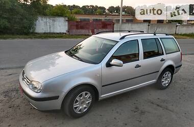 Універсал Volkswagen Golf 2001 в 