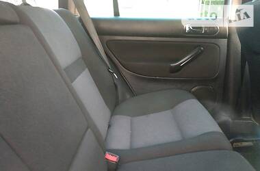 Універсал Volkswagen Golf 2001 в 