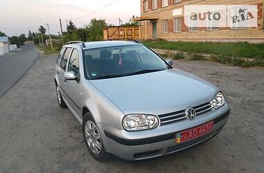 Універсал Volkswagen Golf 2001 в 