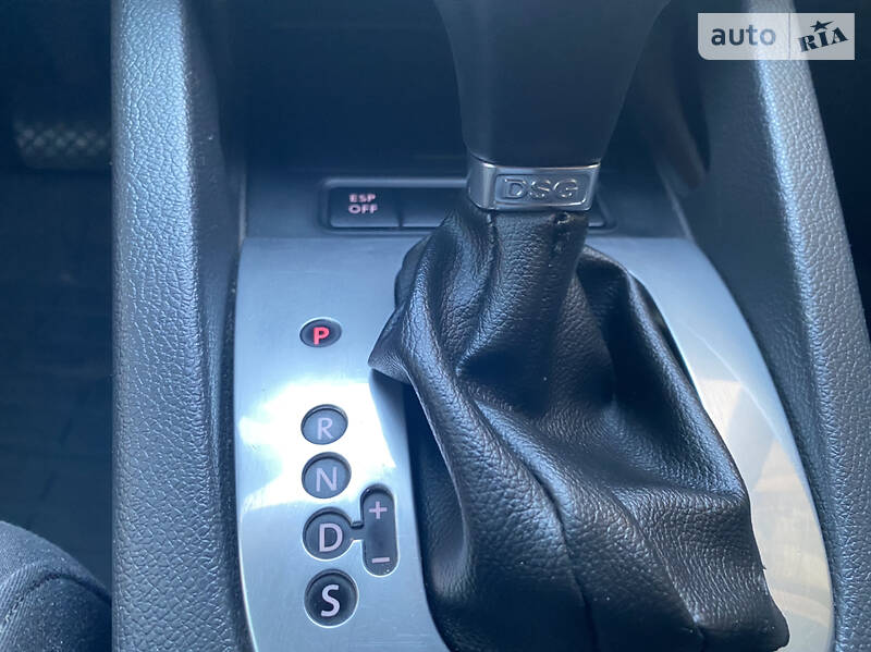 Хетчбек Volkswagen Golf 2007 в Києві