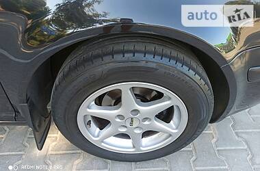 Хетчбек Volkswagen Golf 2001 в 