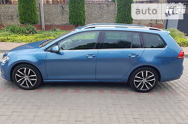 Універсал Volkswagen Golf 2015 в 