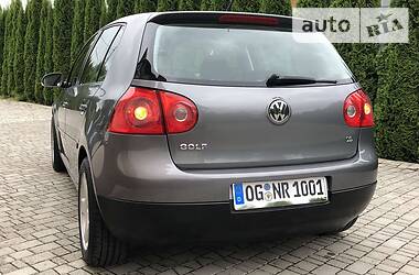 Хетчбек Volkswagen Golf 2007 в 