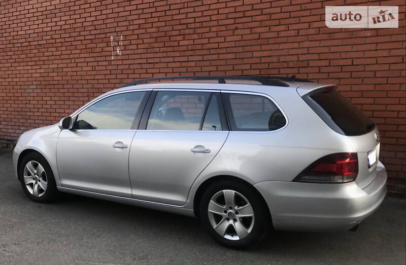 Універсал Volkswagen Golf 2010 в Києві фото 5 Універсал Volkswagen Golf 2010 в Києві