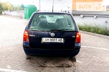 Універсал Volkswagen Golf 2000 в 