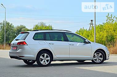 Універсал Volkswagen Golf 2014 в 