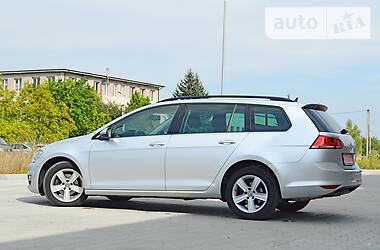 Універсал Volkswagen Golf 2014 в 