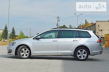 Універсал Volkswagen Golf 2014 в 