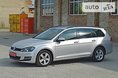 Універсал Volkswagen Golf 2014 в 