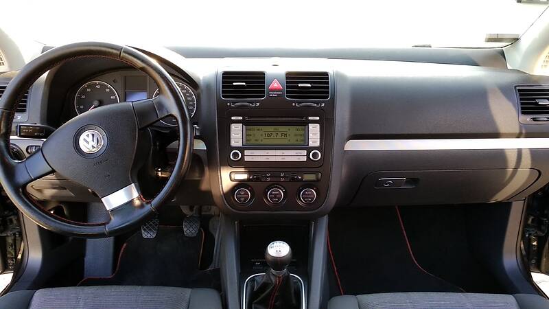 Хетчбек Volkswagen Golf 2006 в Житомирі