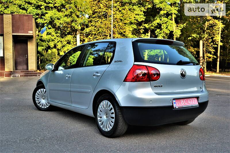 Хетчбек Volkswagen Golf 2007 в Харкові