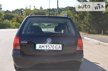 Универсал Volkswagen Golf 2001 в Бердичеве