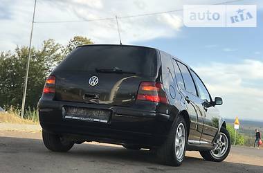 Хетчбек Volkswagen Golf 2000 в Дрогобичі