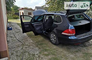 Универсал Volkswagen Golf 2008 в Ровно