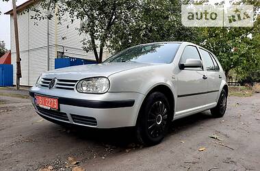 Хэтчбек Volkswagen Golf 2000 в Полтаве