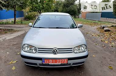 Хэтчбек Volkswagen Golf 2000 в Полтаве