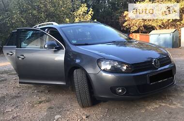 Универсал Volkswagen Golf 2010 в Славянске