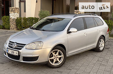 Универсал Volkswagen Golf 2008 в Стрые