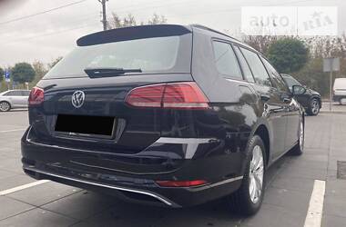 Универсал Volkswagen Golf 2017 в Луцке