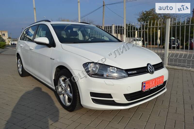 Универсал Volkswagen Golf 2015 в Хмельницком