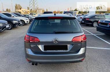 Универсал Volkswagen Golf 2015 в Херсоне