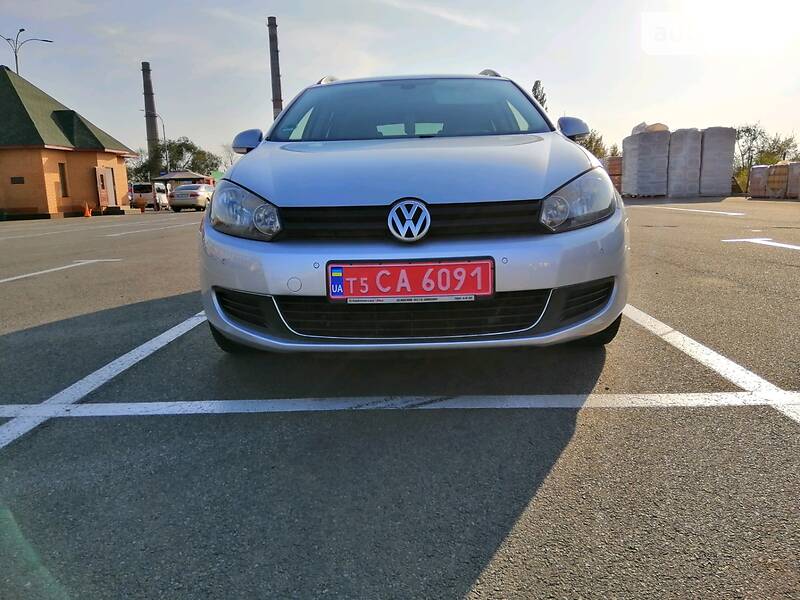 Универсал Volkswagen Golf 2011 в Кривом Роге
