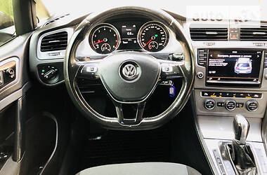 Хэтчбек Volkswagen Golf 2012 в Иршаве