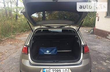 Хэтчбек Volkswagen Golf 2013 в Днепре