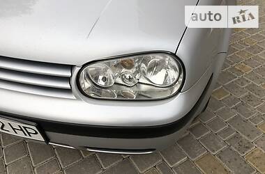 Хэтчбек Volkswagen Golf 2001 в Виннице