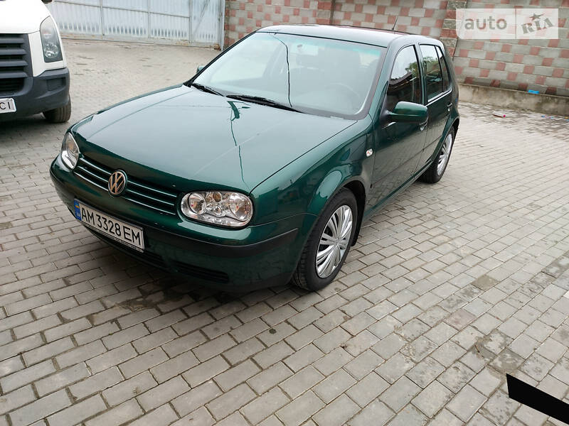 Универсал Volkswagen Golf 2000 в Житомире