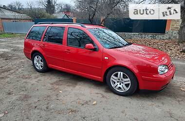 Универсал Volkswagen Golf 2002 в Полтаве