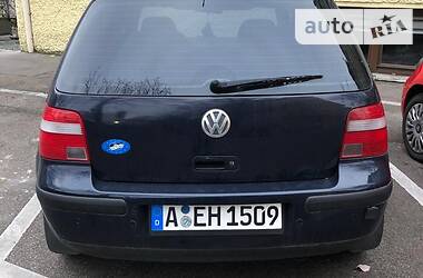 Лимузин Volkswagen Golf 2003 в Ровно