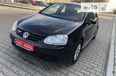 Хэтчбек Volkswagen Golf 2008 в Луцке