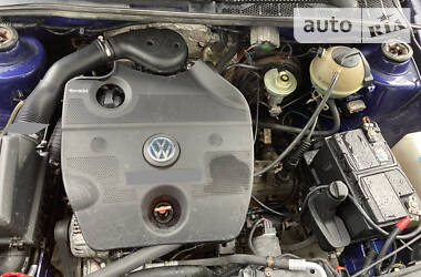 Хетчбек Volkswagen Golf 1996 в 