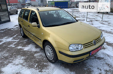 Универсал Volkswagen Golf 1999 в Киеве