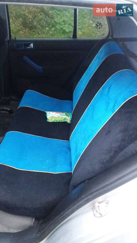 Хетчбек Volkswagen Golf 1999 в Миколаєві