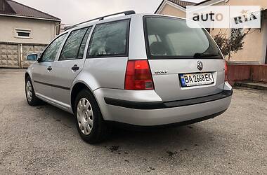 Универсал Volkswagen Golf 2001 в Знаменке